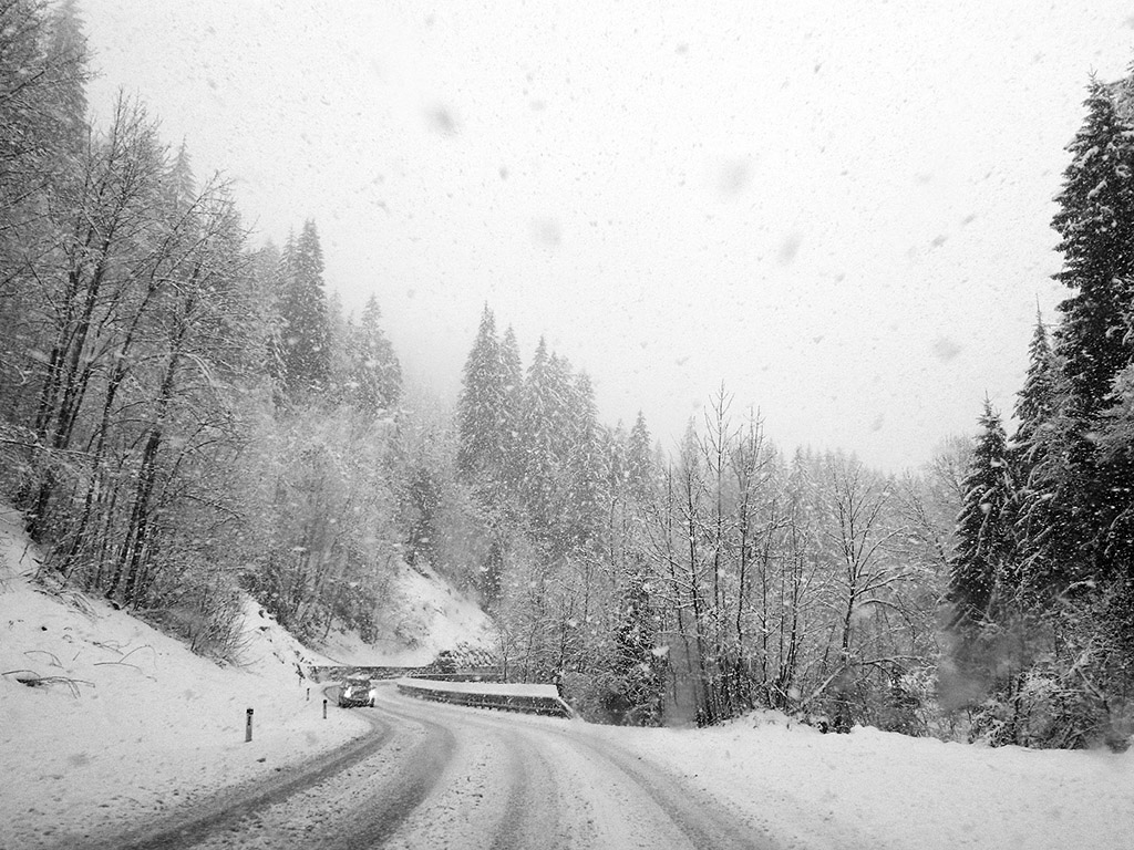 Unterwegs bei Schneefall #001