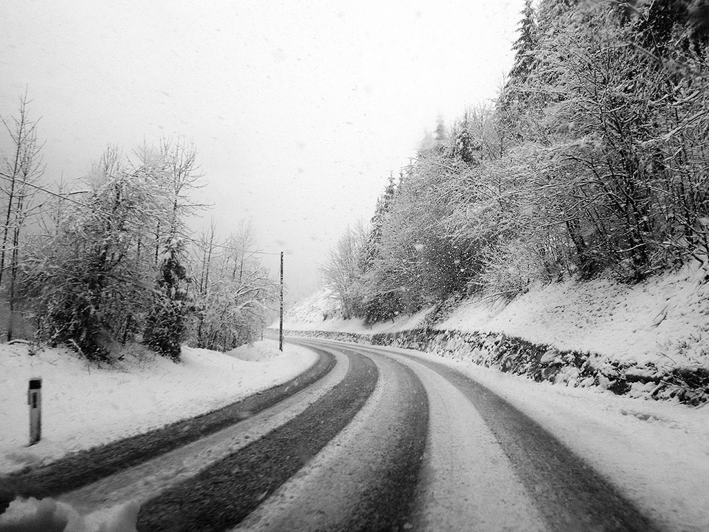 Unterwegs bei Schneefall #011