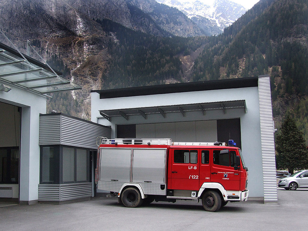 Feuerwehrauto 008