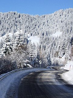 Winter in den Alpen, Schnee - Handy Hintergrundbild