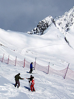 Winter in den Alpen, Schnee - Handy Hintergrundbild