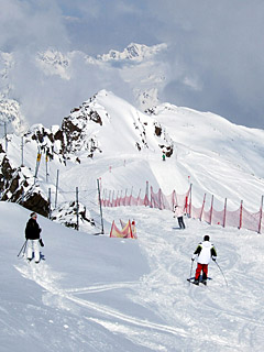 Winter in den Alpen, Schnee - Handy Hintergrundbild