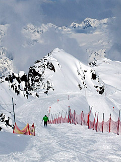 Winter in den Alpen, Schnee - Handy Hintergrundbild