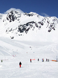 Winter in den Alpen, Schnee - Handy Hintergrundbild