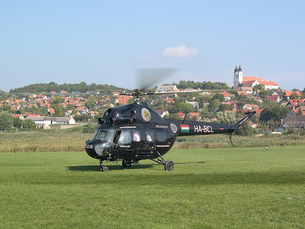 Helikopter MI2 - Hubschrauber - schwarz