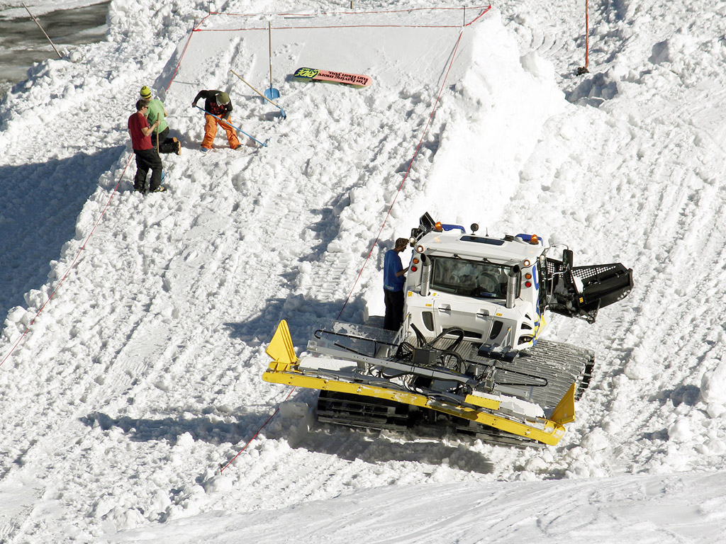 Ratrak am Dachstein