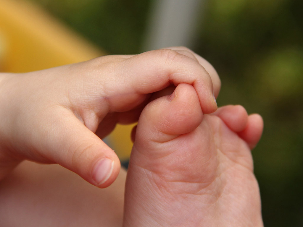 Kleinkind - Hand und Fuss