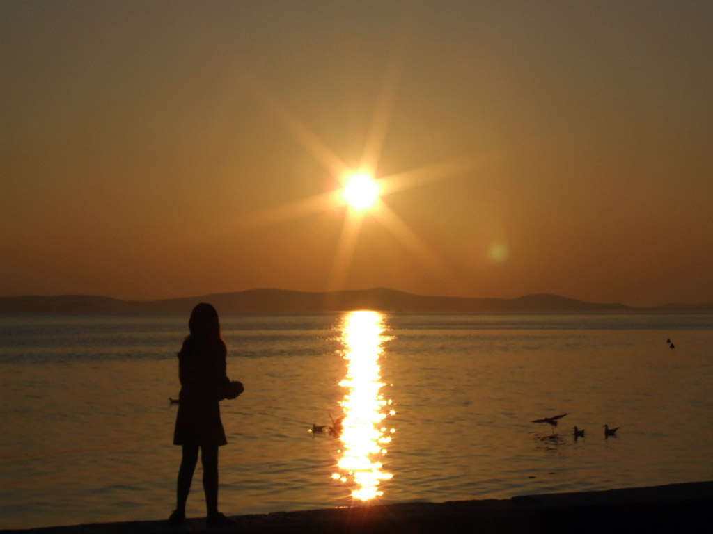 Sonnenuntergang am Meer - Kostenloses Hintergrundbild