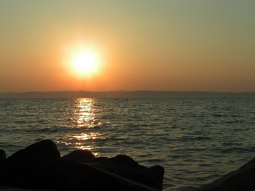 Sonnenuntergang am Balaton - Kostenloses Hintergrundbild