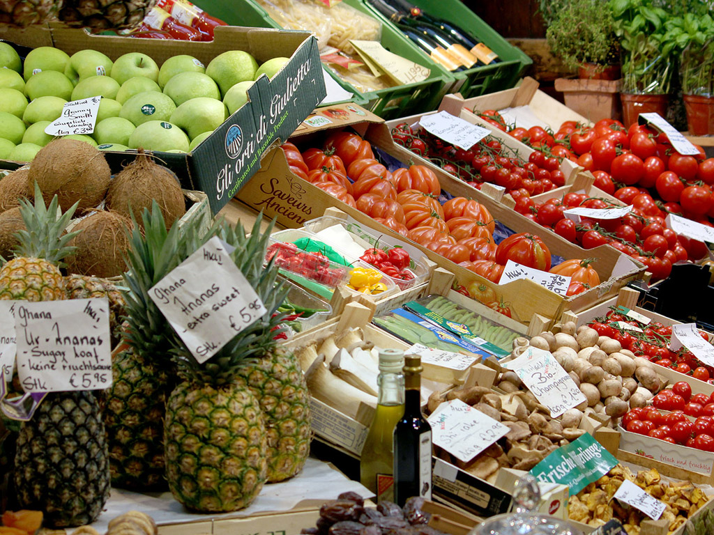 Obst, Gemüse, Ananas, Tomaten, Kokos | Stuttgart, Markthalle - Kostenloses Hintergrundbild