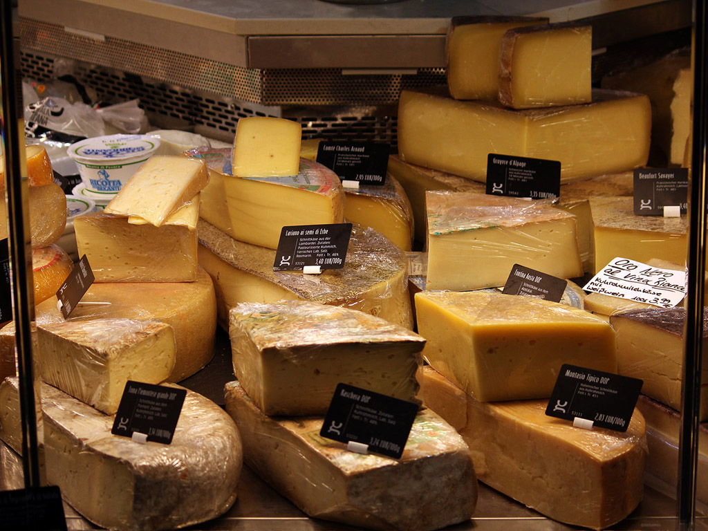 Käse | Stuttgart, Markthalle - Kostenloses Hintergrundbild