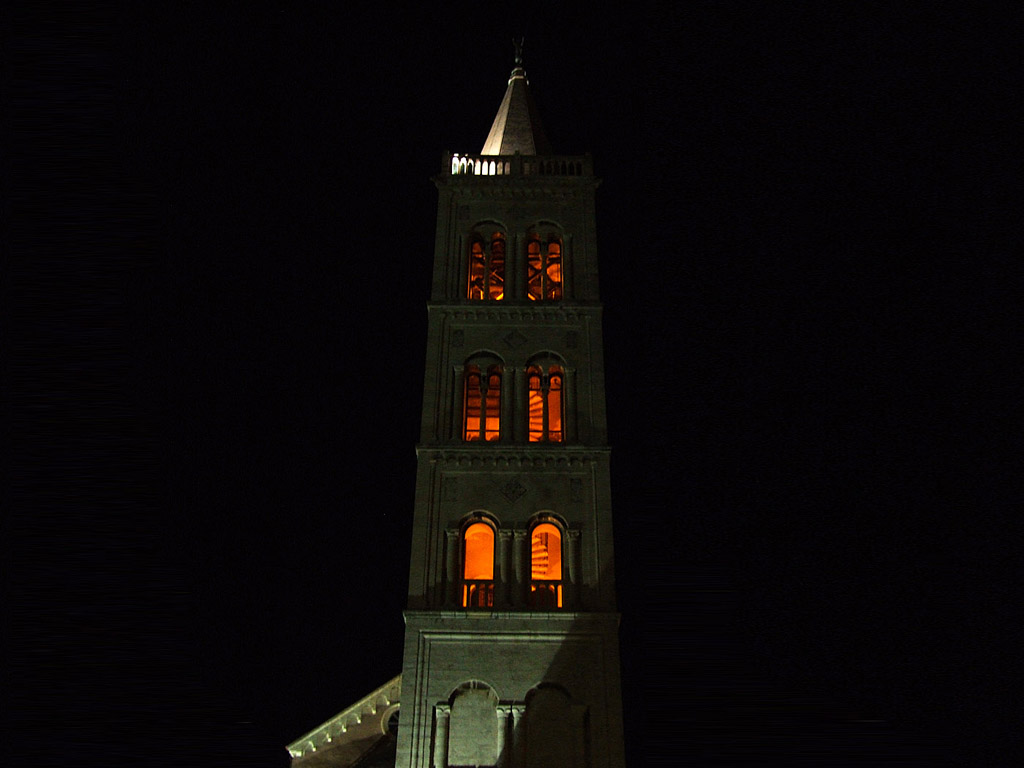 Zadar by night, Kroatien - Hintergrundbild gratis