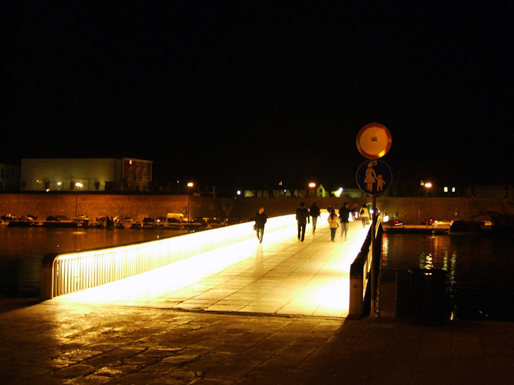 Zadar by night, Kroatien - Hintergrundbild gratis