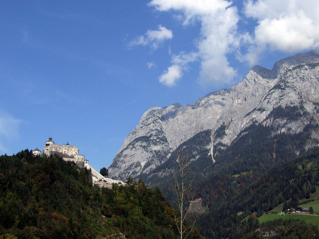 Festung Hohenwerfen, Ősterreich - Hintergrundbilder kostenlos - Reise & Urlaub - Wallpaper gratis