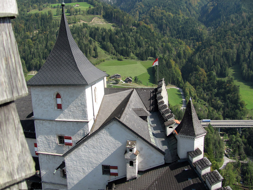 Festung Hohenwerfen, Ősterreich - Hintergrundbilder kostenlos - Reise & Urlaub - Wallpaper gratis